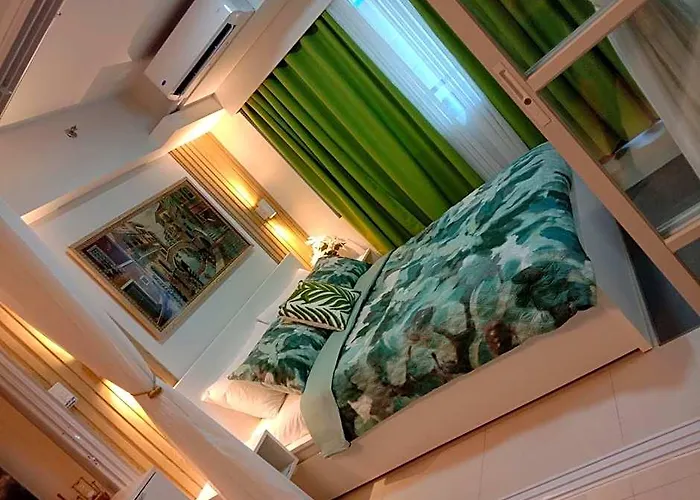 Oasis Chic By The Bay Pasay Near Mall Of Hotel