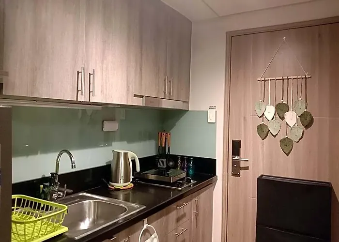 Oasis Chic By The Bay Pasay Near Mall Of 4* Manila